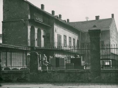 Loosův rodný dům, foto Archiv města Brna, repro: https://www.bam.brno.cz/stezka/31-po-stopach-adolfa-loose (obr. 1)