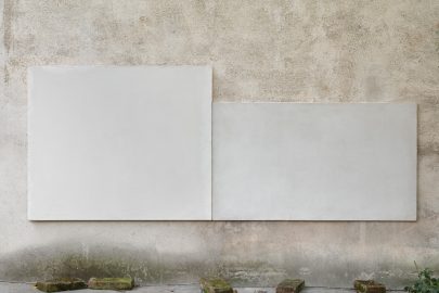 Dvě zdi, 2015, plátno, akryl, 105 × 266 cm (dvě části). Foto: Martin Polák (Obr. 1)