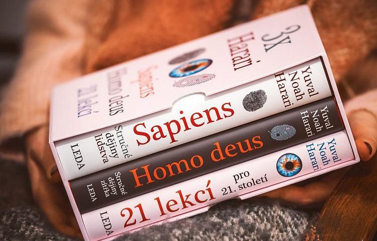 Yuval Noah Harari: Sapiens: stručné dějiny lidstva, Leda 2018; 
Homo deus: stručné dějiny zítřka, Leda 2017; 21 lekcí pro 21. století, Leda 2019; souborné vydání 3x Harari, Leda 2021