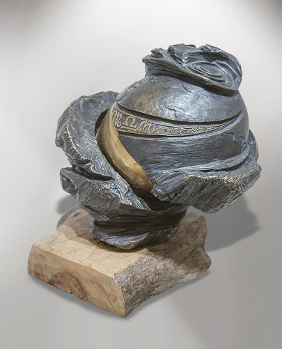 Genesis, 1988, původně ořech, zlaceno, výška 45 cm, odlitek do bronzu z roku 2010
 (Obr. 4)